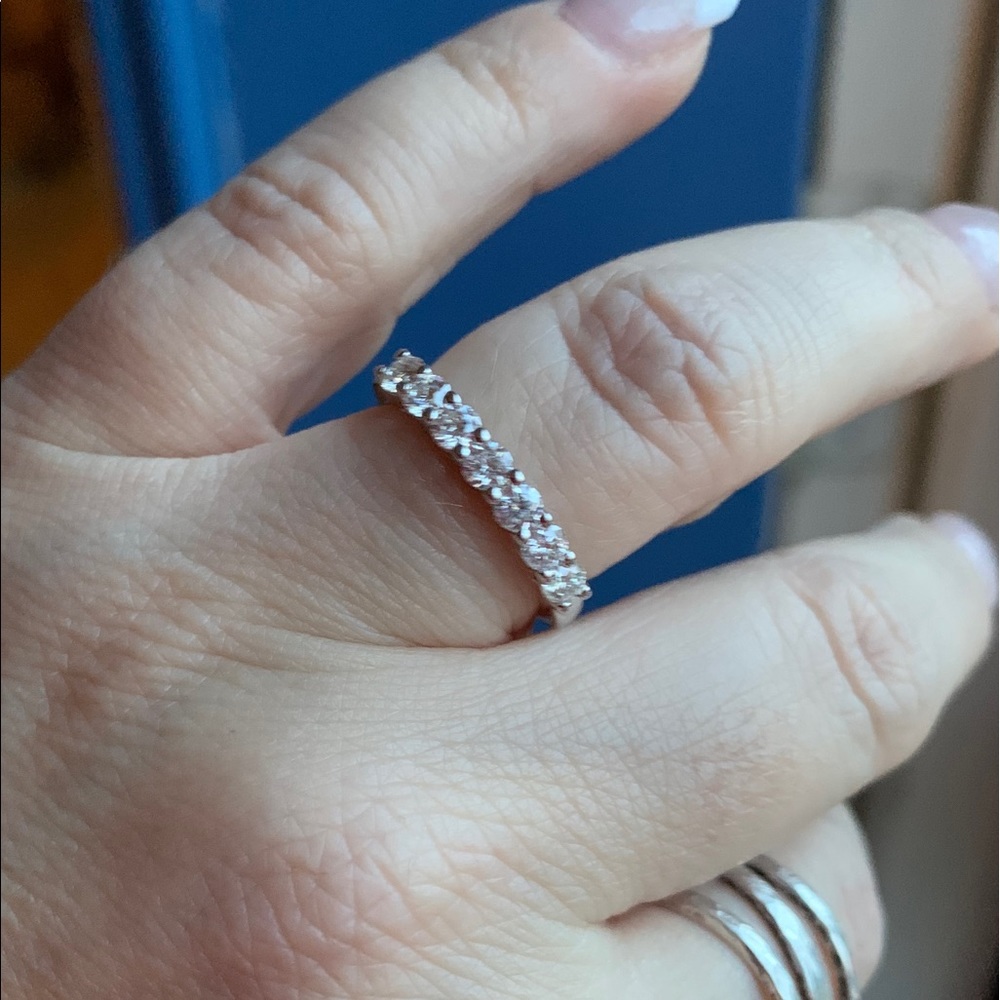 #6 “Live show listing” Brilliant white Moissanite band - Picture 3 of 5